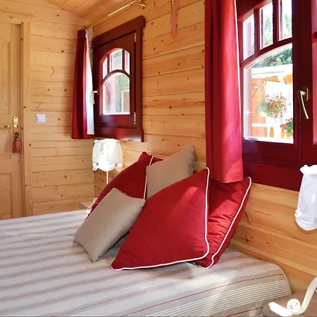 Logis Le Relais Hotel 3*