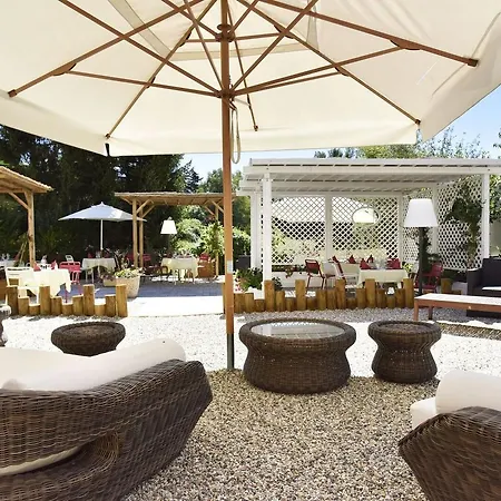 Logis Hôtel-restaurant Le Relais 3*