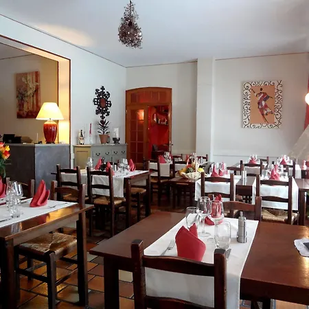 Hotel Logis Hotel-restaurant Le Relais Hauterives