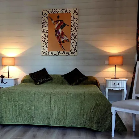 Logis Hotel-restaurant Le Relais Hotel Hauterives